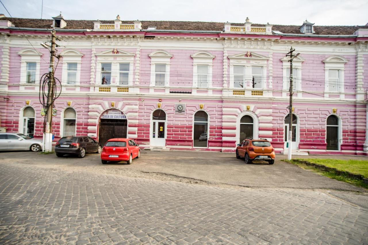 Hotel Marion Dumbraveni  Exterior foto